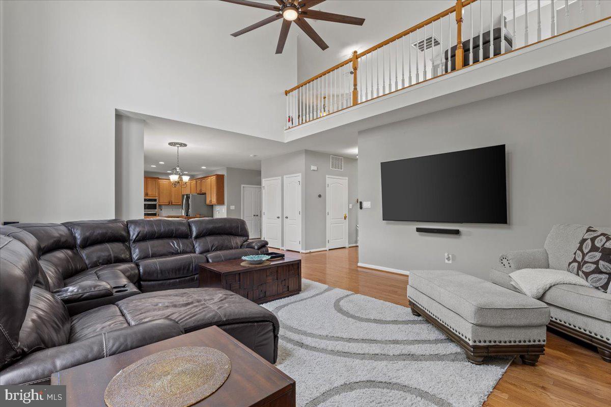 25954 TALMONT DR, CHANTILLY, Virginia 20152, 6 Bedrooms Bedrooms, ,3 BathroomsBathrooms,Residential,For sale,25954 TALMONT DR,VALO2101090 MLS # VALO2101090
