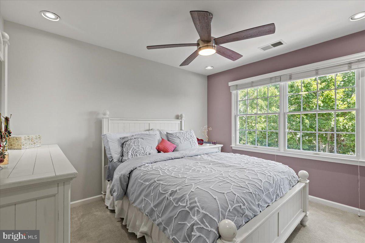 25954 TALMONT DR, CHANTILLY, Virginia 20152, 6 Bedrooms Bedrooms, ,3 BathroomsBathrooms,Residential,For sale,25954 TALMONT DR,VALO2101090 MLS # VALO2101090