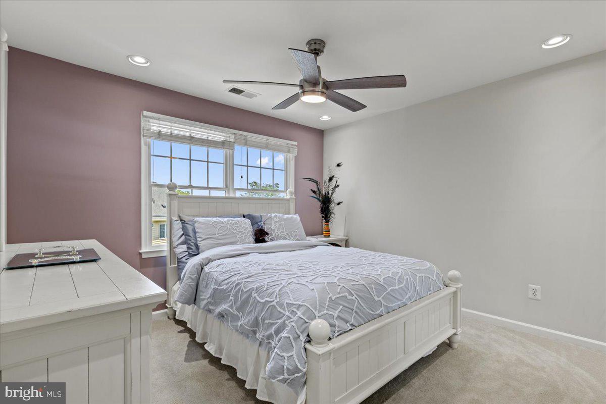 25954 TALMONT DR, CHANTILLY, Virginia 20152, 6 Bedrooms Bedrooms, ,3 BathroomsBathrooms,Residential,For sale,25954 TALMONT DR,VALO2101090 MLS # VALO2101090