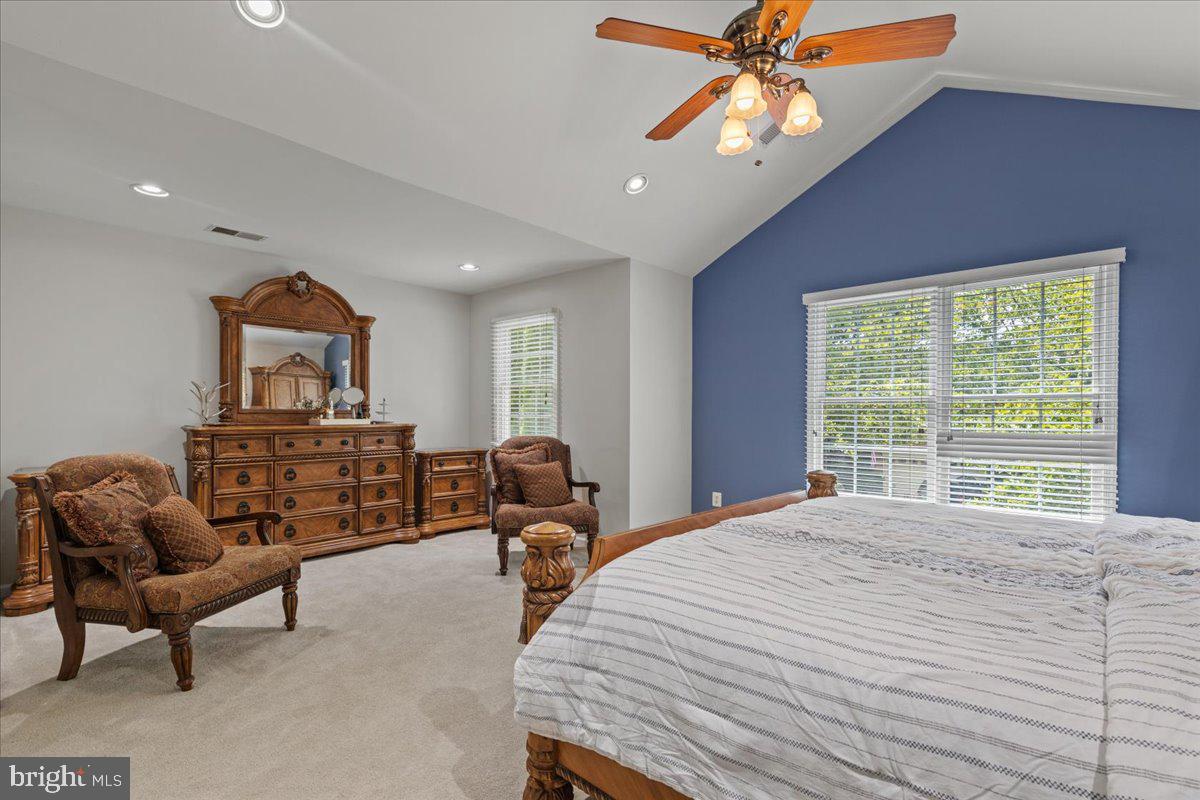 25954 TALMONT DR, CHANTILLY, Virginia 20152, 6 Bedrooms Bedrooms, ,3 BathroomsBathrooms,Residential,For sale,25954 TALMONT DR,VALO2101090 MLS # VALO2101090