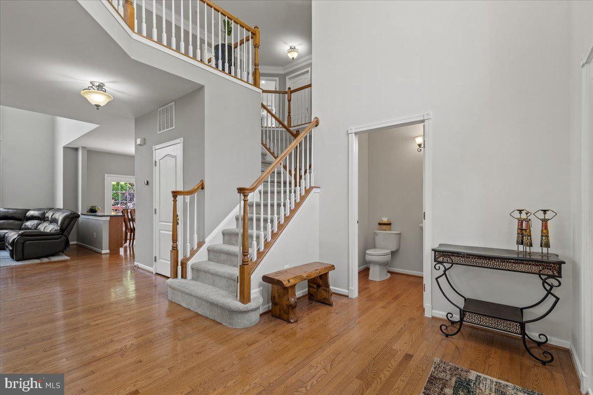 25954 TALMONT DR, CHANTILLY, Virginia 20152, 6 Bedrooms Bedrooms, ,3 BathroomsBathrooms,Residential,For sale,25954 TALMONT DR,VALO2101090 MLS # VALO2101090