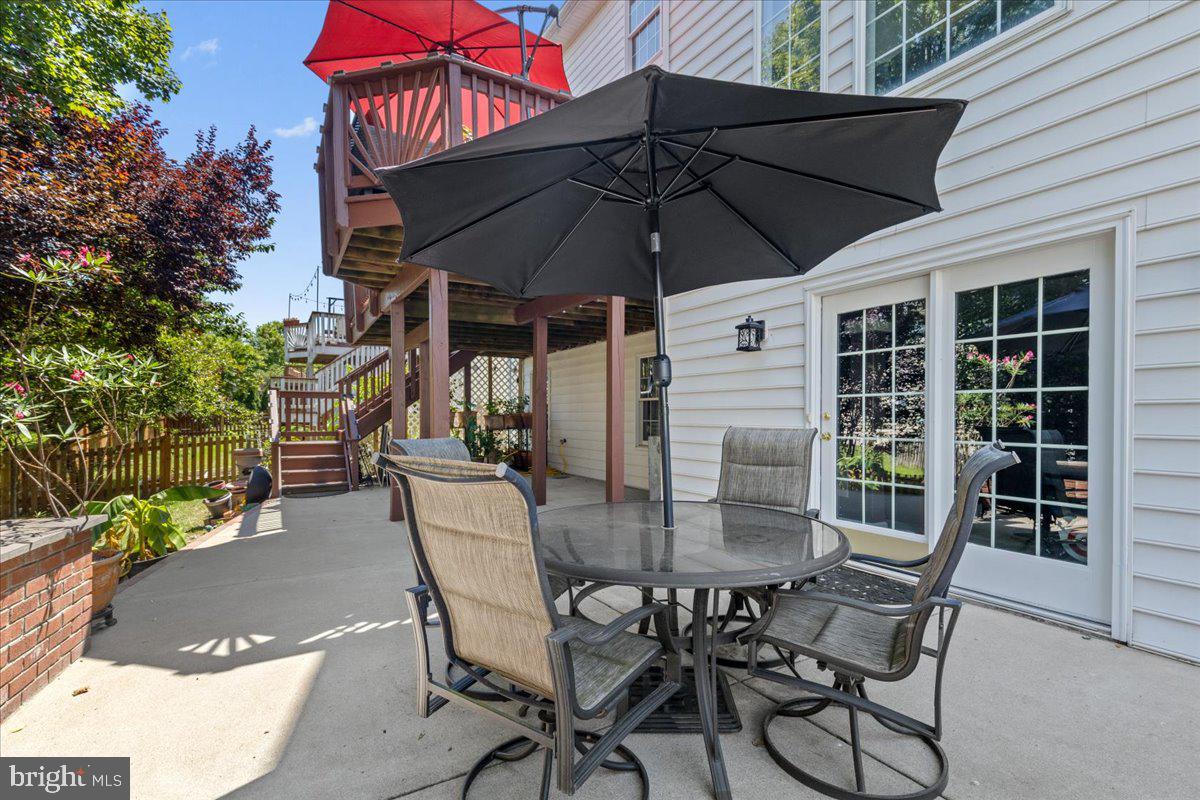 25954 TALMONT DR, CHANTILLY, Virginia 20152, 6 Bedrooms Bedrooms, ,3 BathroomsBathrooms,Residential,For sale,25954 TALMONT DR,VALO2101090 MLS # VALO2101090