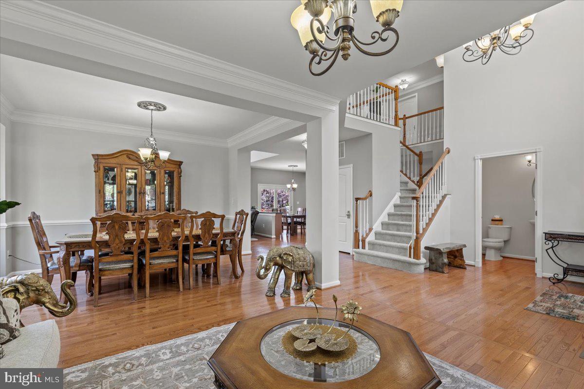 25954 TALMONT DR, CHANTILLY, Virginia 20152, 6 Bedrooms Bedrooms, ,3 BathroomsBathrooms,Residential,For sale,25954 TALMONT DR,VALO2101090 MLS # VALO2101090