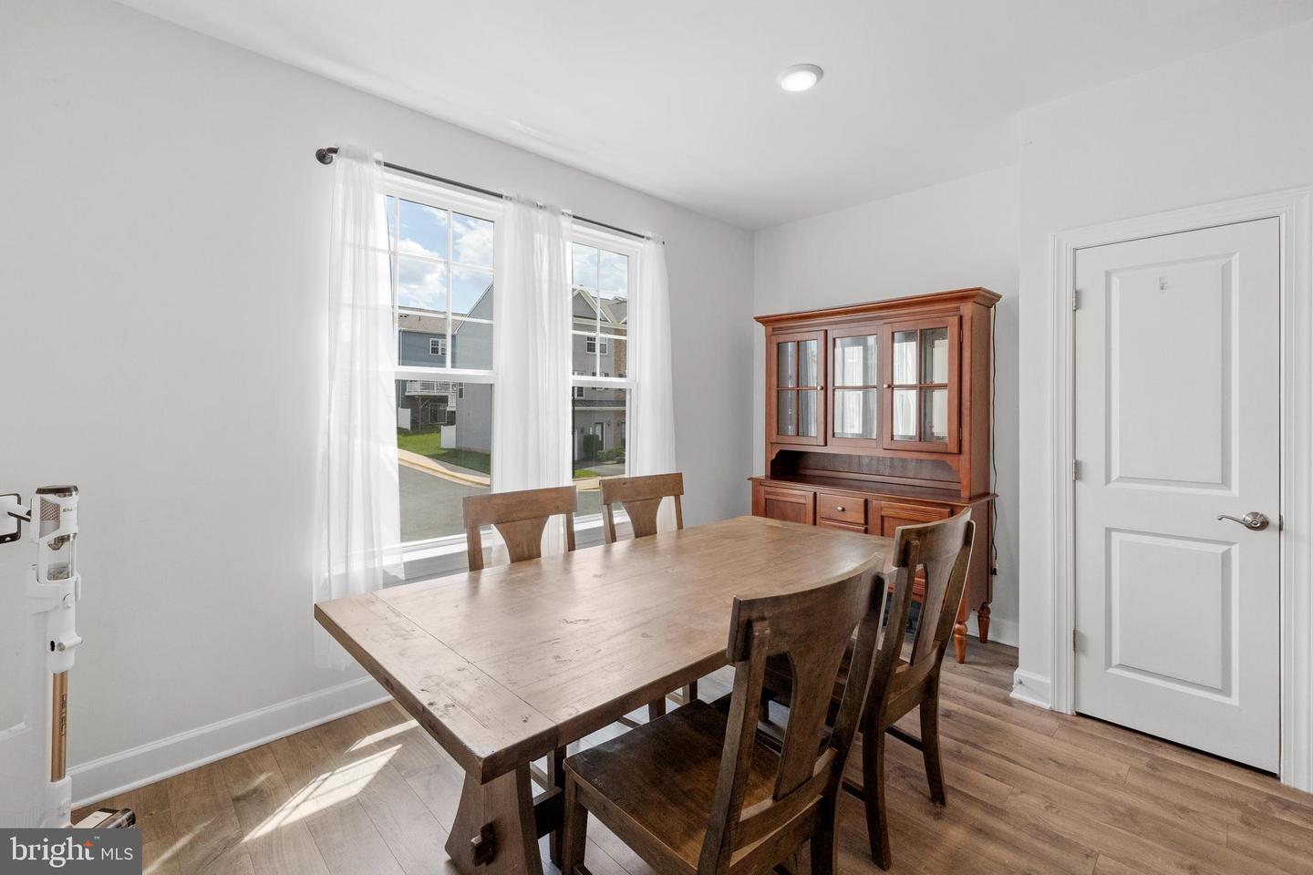 6101 CAMERONS FERRY DR, HAYMARKET, Virginia 20169, 4 Bedrooms Bedrooms, ,3 BathroomsBathrooms,Residential,For sale,6101 CAMERONS FERRY DR,VAPW2098474 MLS # VAPW2098474