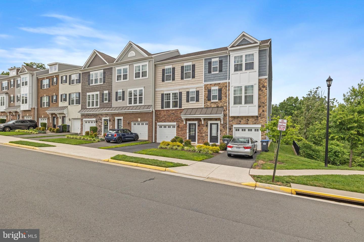 6101 CAMERONS FERRY DR, HAYMARKET, Virginia 20169, 4 Bedrooms Bedrooms, ,3 BathroomsBathrooms,Residential,For sale,6101 CAMERONS FERRY DR,VAPW2098474 MLS # VAPW2098474