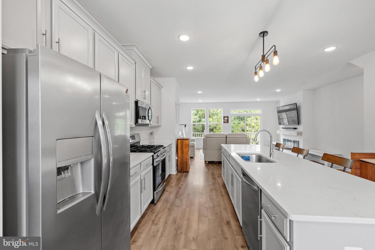 6101 CAMERONS FERRY DR, HAYMARKET, Virginia 20169, 4 Bedrooms Bedrooms, ,3 BathroomsBathrooms,Residential,For sale,6101 CAMERONS FERRY DR,VAPW2098474 MLS # VAPW2098474