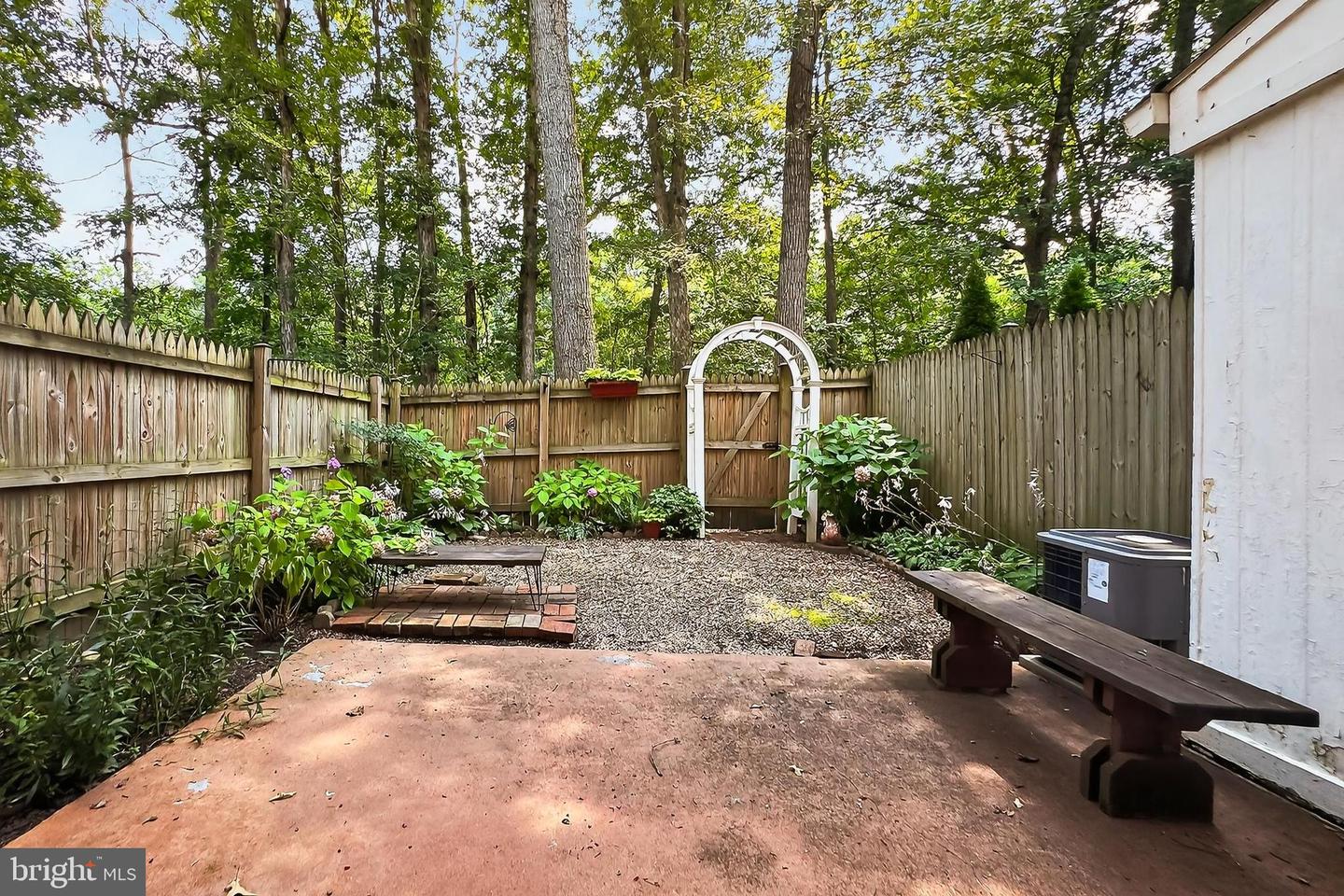 7781 TIVERTON DR, SPRINGFIELD, Virginia 22152, 3 Bedrooms Bedrooms, ,2 BathroomsBathrooms,Residential,For sale,7781 TIVERTON DR,VAFX2253210 MLS # VAFX2253210