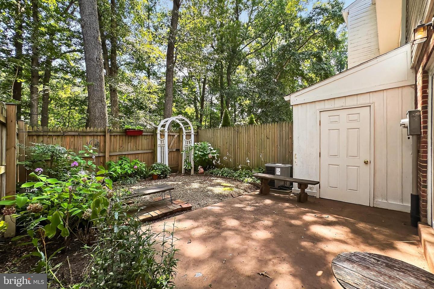7781 TIVERTON DR, SPRINGFIELD, Virginia 22152, 3 Bedrooms Bedrooms, ,2 BathroomsBathrooms,Residential,For sale,7781 TIVERTON DR,VAFX2253210 MLS # VAFX2253210