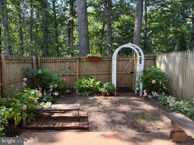 7781 TIVERTON DR, SPRINGFIELD, Virginia 22152, 3 Bedrooms Bedrooms, ,2 BathroomsBathrooms,Residential,For sale,7781 TIVERTON DR,VAFX2253210 MLS # VAFX2253210