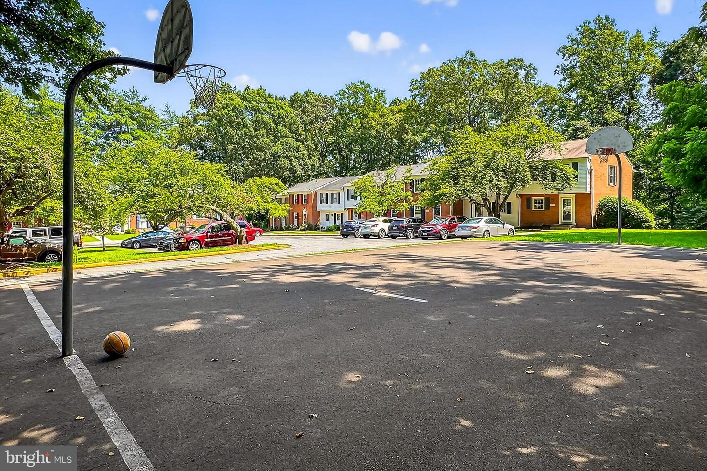 7781 TIVERTON DR, SPRINGFIELD, Virginia 22152, 3 Bedrooms Bedrooms, ,2 BathroomsBathrooms,Residential,For sale,7781 TIVERTON DR,VAFX2253210 MLS # VAFX2253210
