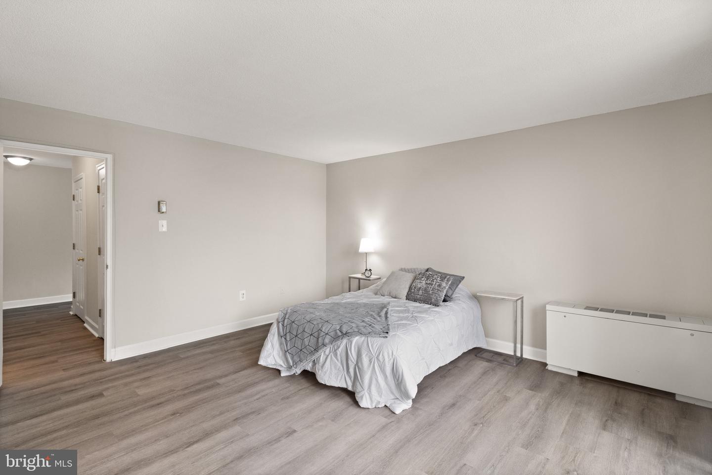 4600 S FOUR MILE RUN DR #102, ARLINGTON, Virginia 22204, 1 Bedroom Bedrooms, ,1 BathroomBathrooms,Residential,For sale,4600 S FOUR MILE RUN DR #102,VAAR2060156 MLS # VAAR2060156