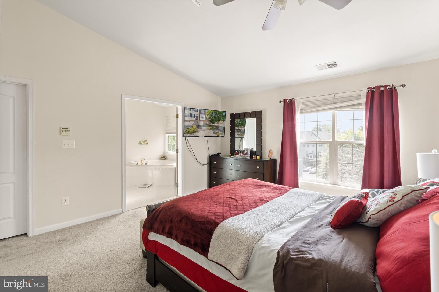 20144 PRAIRIE DUNES TER, ASHBURN, Virginia 20147, 3 Bedrooms Bedrooms, 8 Rooms Rooms,2 BathroomsBathrooms,Residential,For sale,20144 PRAIRIE DUNES TER,VALO2101136 MLS # VALO2101136