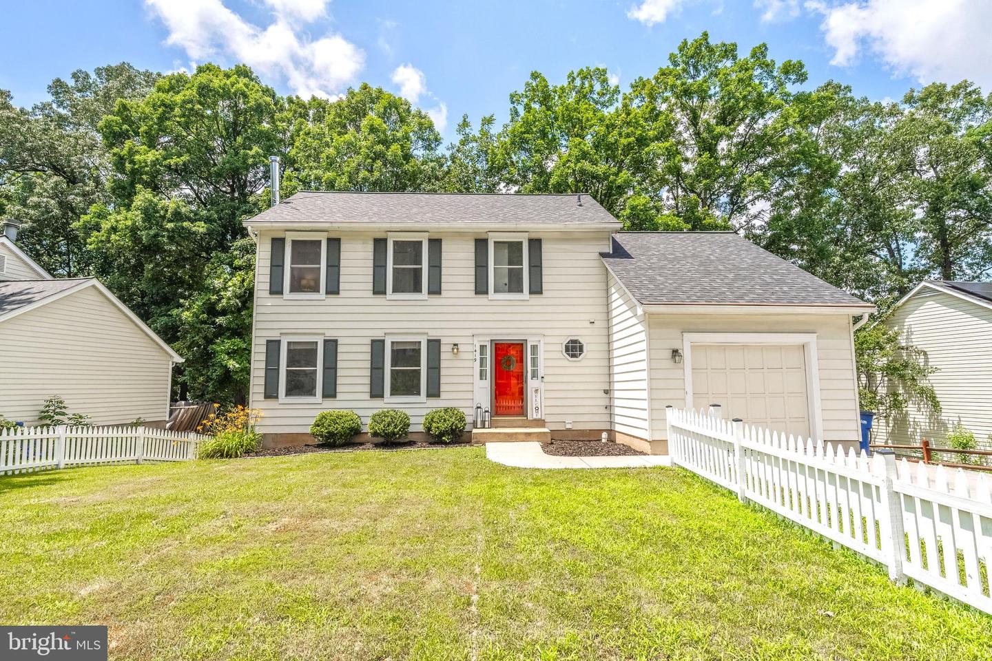 1419 BAYSHIRE LN, HERNDON, Virginia 20170, 4 Bedrooms Bedrooms, ,2 BathroomsBathrooms,Residential,For sale,1419 BAYSHIRE LN,VAFX2253264 MLS # VAFX2253264