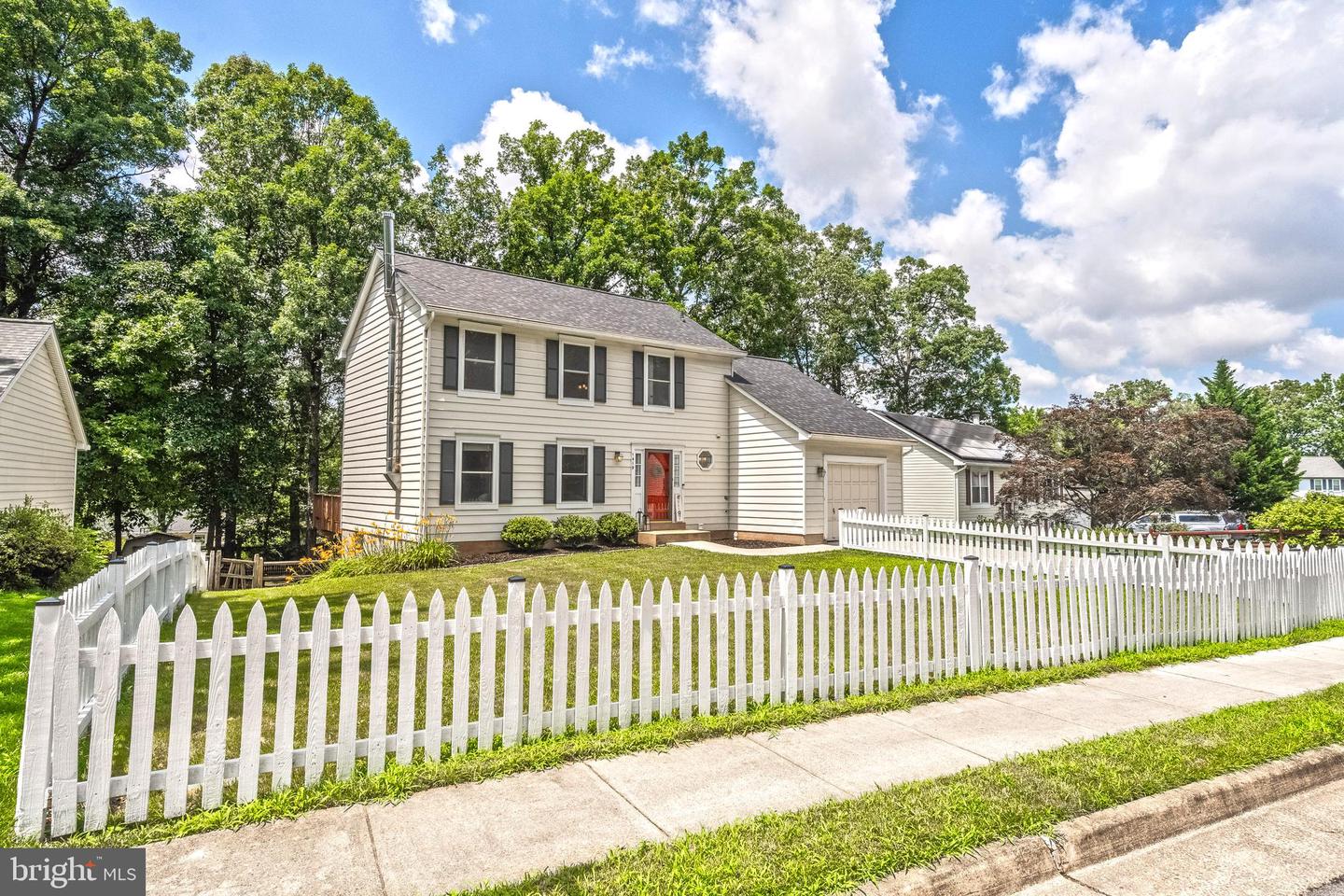 1419 BAYSHIRE LN, HERNDON, Virginia 20170, 4 Bedrooms Bedrooms, ,2 BathroomsBathrooms,Residential,For sale,1419 BAYSHIRE LN,VAFX2253264 MLS # VAFX2253264