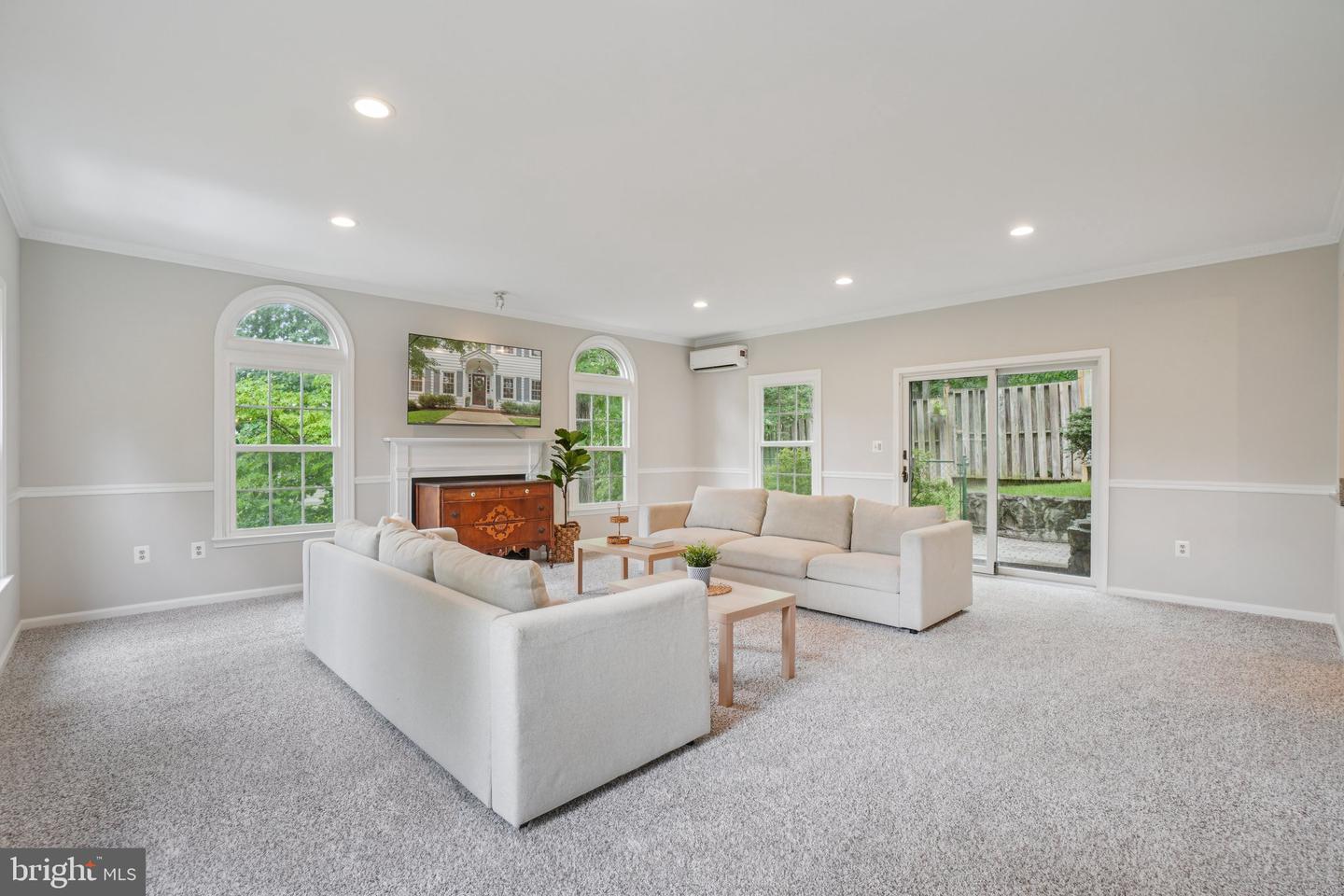 1805 ARMY NAVY DR, ARLINGTON, Virginia 22202, 5 Bedrooms Bedrooms, ,3 BathroomsBathrooms,Residential,For sale,1805 ARMY NAVY DR,VAAR2060194 MLS # VAAR2060194