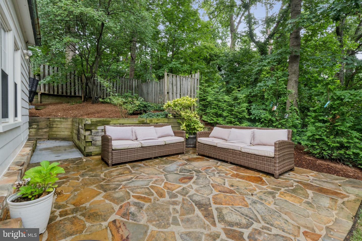 1805 ARMY NAVY DR, ARLINGTON, Virginia 22202, 5 Bedrooms Bedrooms, ,3 BathroomsBathrooms,Residential,For sale,1805 ARMY NAVY DR,VAAR2060194 MLS # VAAR2060194