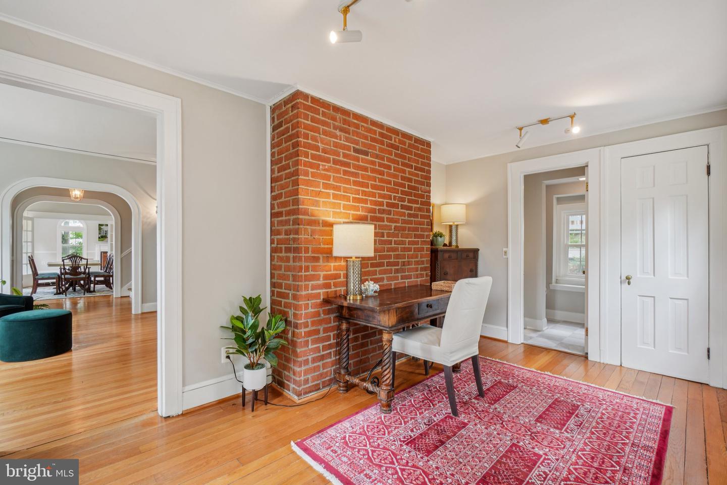1805 ARMY NAVY DR, ARLINGTON, Virginia 22202, 5 Bedrooms Bedrooms, ,3 BathroomsBathrooms,Residential,For sale,1805 ARMY NAVY DR,VAAR2060194 MLS # VAAR2060194