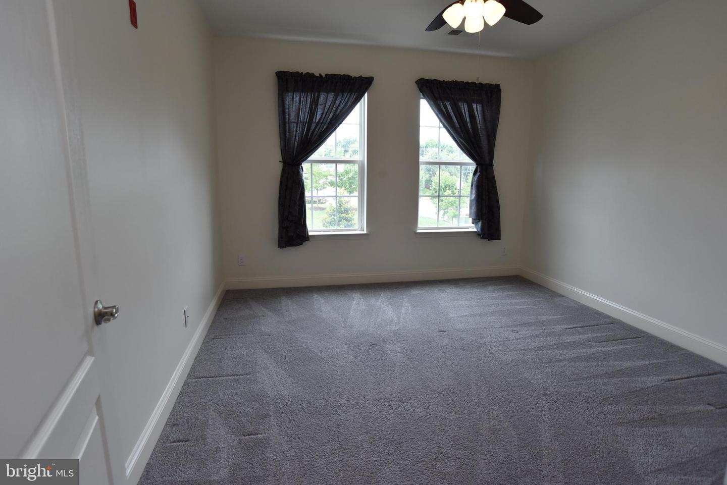 10275 FOUNTAIN CIR #206, MANASSAS, Virginia 20110, 2 Bedrooms Bedrooms, ,2 BathroomsBathrooms,Residential,For sale,10275 FOUNTAIN CIR #206,VAMN2008634 MLS # VAMN2008634