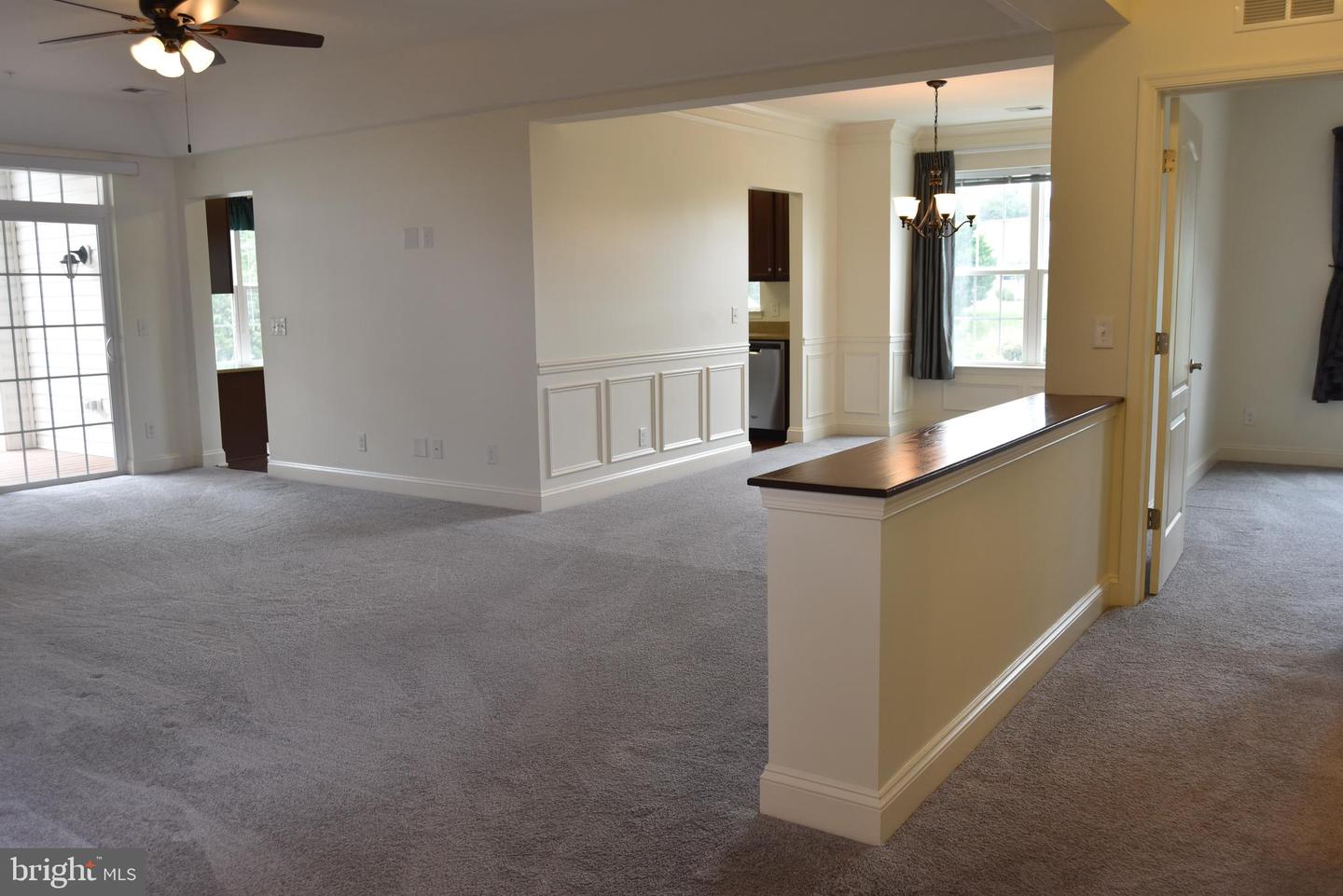 10275 FOUNTAIN CIR #206, MANASSAS, Virginia 20110, 2 Bedrooms Bedrooms, ,2 BathroomsBathrooms,Residential,For sale,10275 FOUNTAIN CIR #206,VAMN2008634 MLS # VAMN2008634