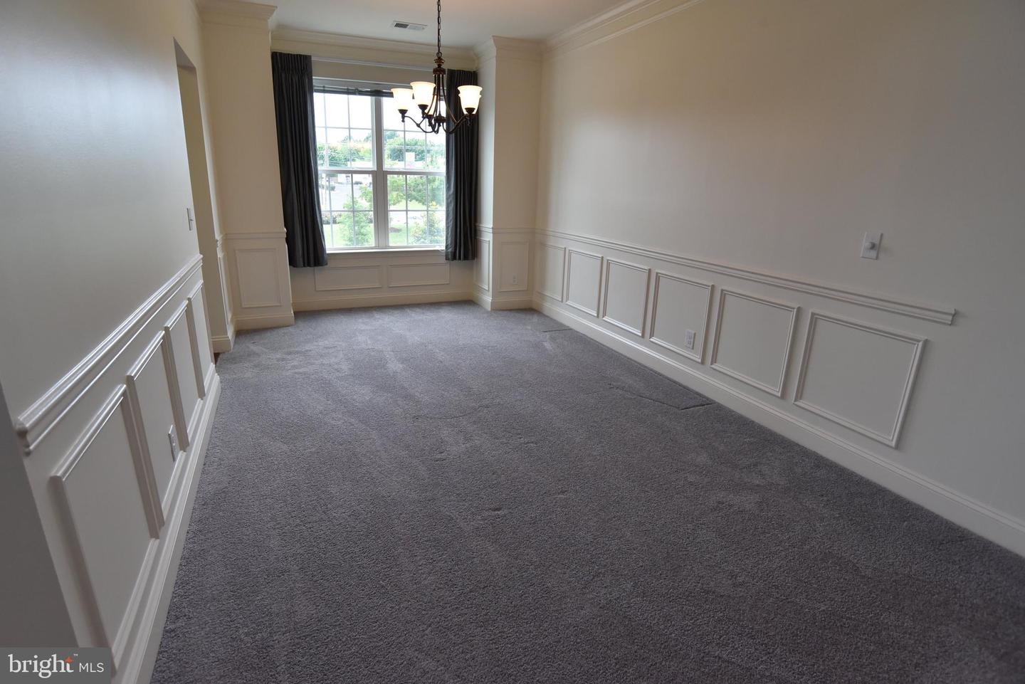 10275 FOUNTAIN CIR #206, MANASSAS, Virginia 20110, 2 Bedrooms Bedrooms, ,2 BathroomsBathrooms,Residential,For sale,10275 FOUNTAIN CIR #206,VAMN2008634 MLS # VAMN2008634