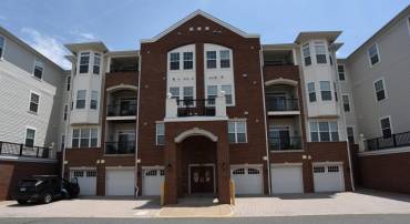 10275 FOUNTAIN CIR #206, MANASSAS, Virginia 20110, 2 Bedrooms Bedrooms, ,2 BathroomsBathrooms,Residential,For sale,10275 FOUNTAIN CIR #206,VAMN2008634 MLS # VAMN2008634