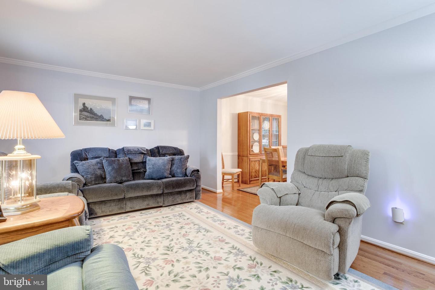 5309 DUNLEIGH CT, BURKE, Virginia 22015, 4 Bedrooms Bedrooms, ,2 BathroomsBathrooms,Residential,For sale,5309 DUNLEIGH CT,VAFX2253572 MLS # VAFX2253572