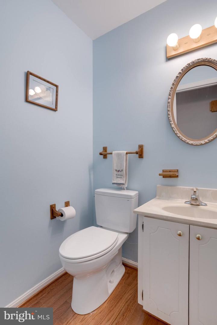 5309 DUNLEIGH CT, BURKE, Virginia 22015, 4 Bedrooms Bedrooms, ,2 BathroomsBathrooms,Residential,For sale,5309 DUNLEIGH CT,VAFX2253572 MLS # VAFX2253572