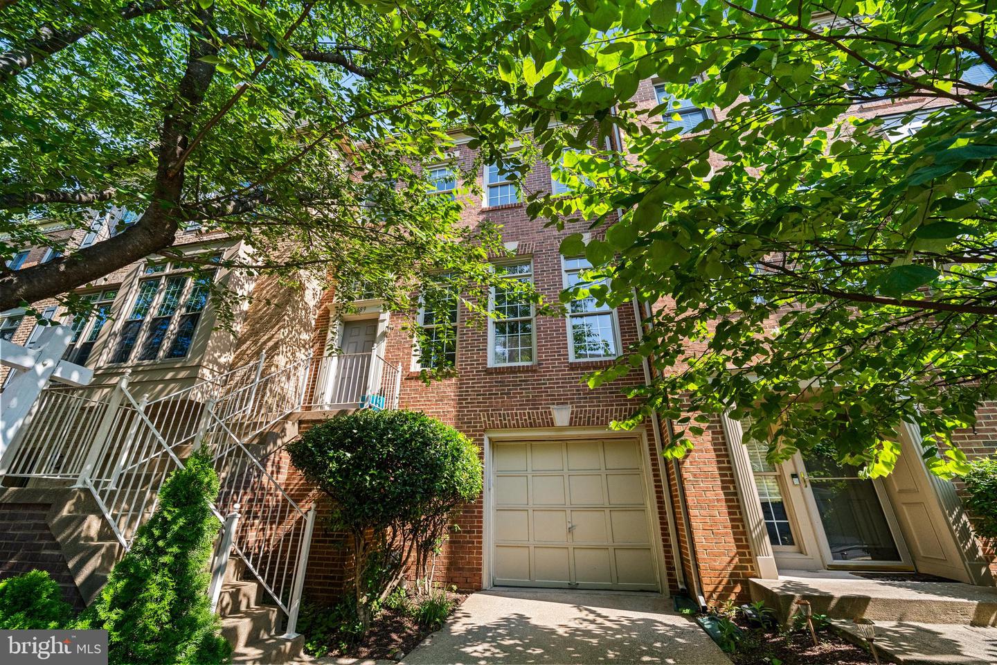4689 KIRKPATRICK LN, ALEXANDRIA, Virginia 22311, 3 Bedrooms Bedrooms, ,3 BathroomsBathrooms,Residential,For sale,4689 KIRKPATRICK LN,VAAX2047232 MLS # VAAX2047232