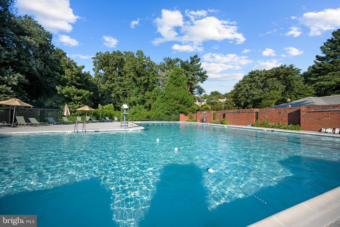7640 PROVINCIAL DR #203, MCLEAN, Virginia 22102, 2 Bedrooms Bedrooms, ,2 BathroomsBathrooms,Residential,For sale,7640 PROVINCIAL DR #203,VAFX2253590 MLS # VAFX2253590