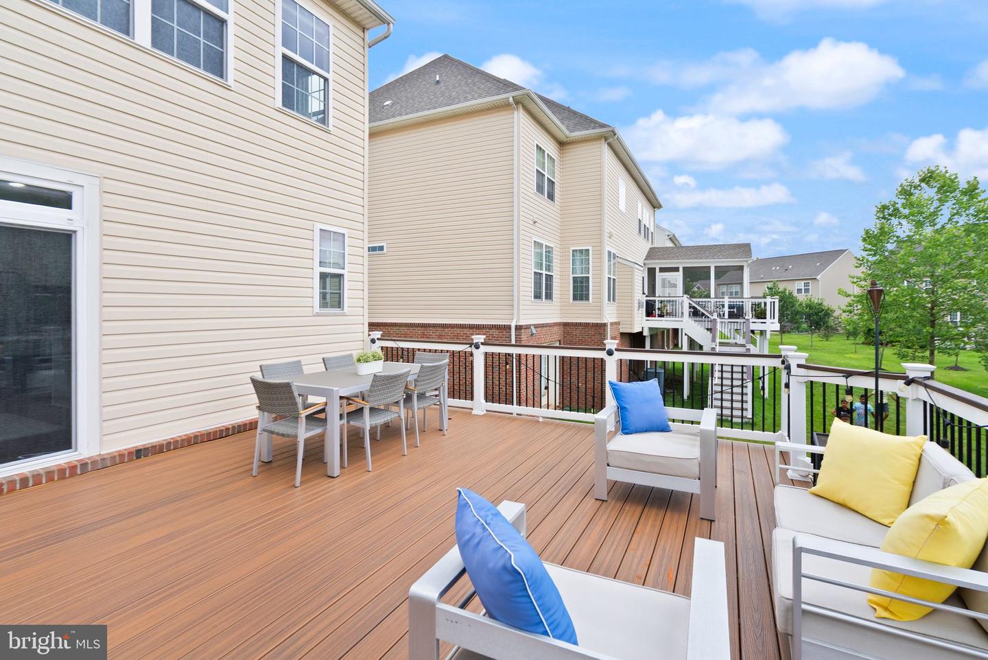42108 AUTUMN RAIN CIR, BRAMBLETON, Virginia 20148, 5 Bedrooms Bedrooms, ,4 BathroomsBathrooms,Residential,For sale,42108 AUTUMN RAIN CIR,VALO2101272 MLS # VALO2101272