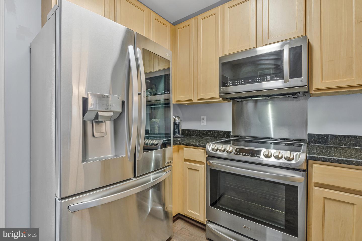 22773 FOUNTAIN GROVE SQ, BRAMBLETON, Virginia 20148, 2 Bedrooms Bedrooms, ,2 BathroomsBathrooms,Residential,For sale,22773 FOUNTAIN GROVE SQ,VALO2101276 MLS # VALO2101276