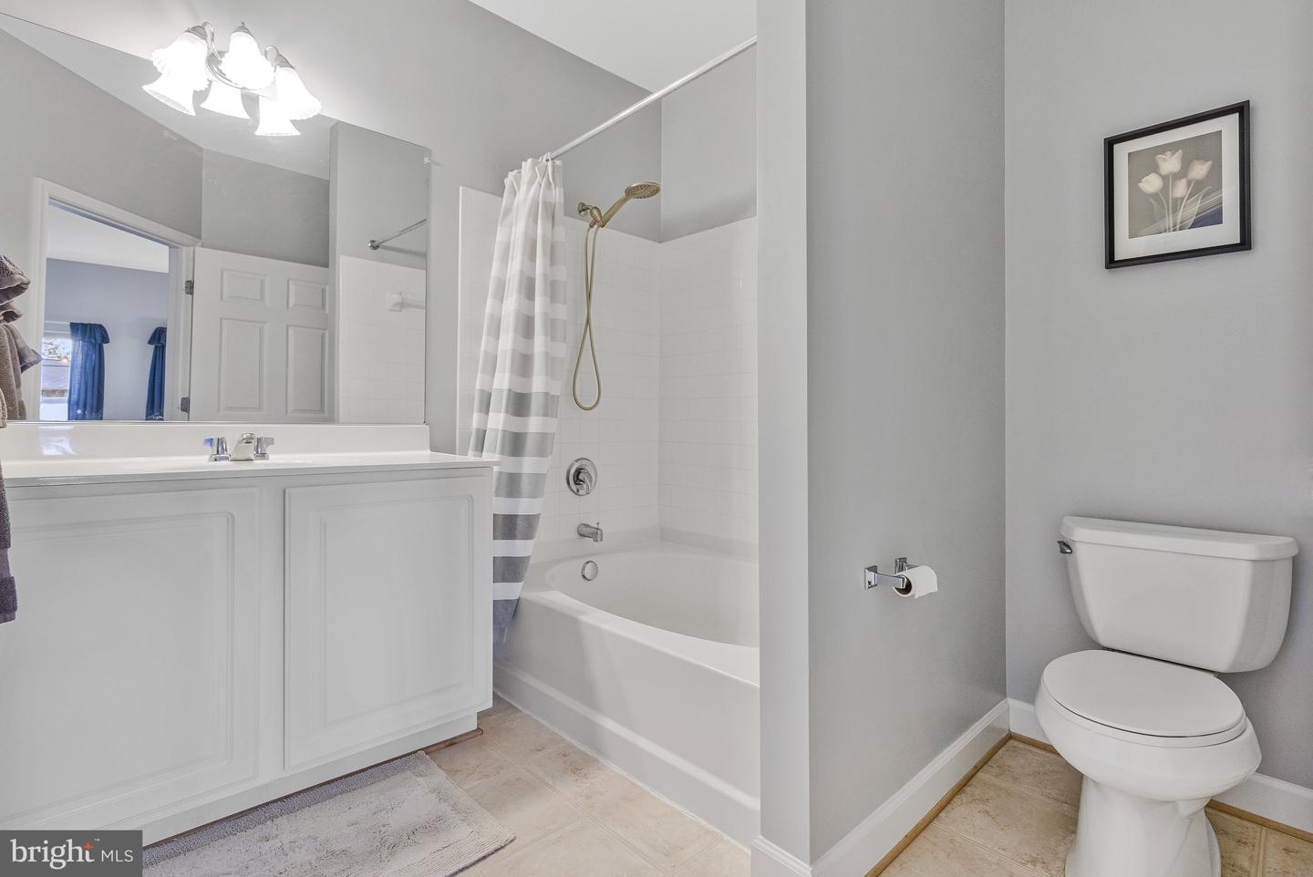 22773 FOUNTAIN GROVE SQ, BRAMBLETON, Virginia 20148, 2 Bedrooms Bedrooms, ,2 BathroomsBathrooms,Residential,For sale,22773 FOUNTAIN GROVE SQ,VALO2101276 MLS # VALO2101276