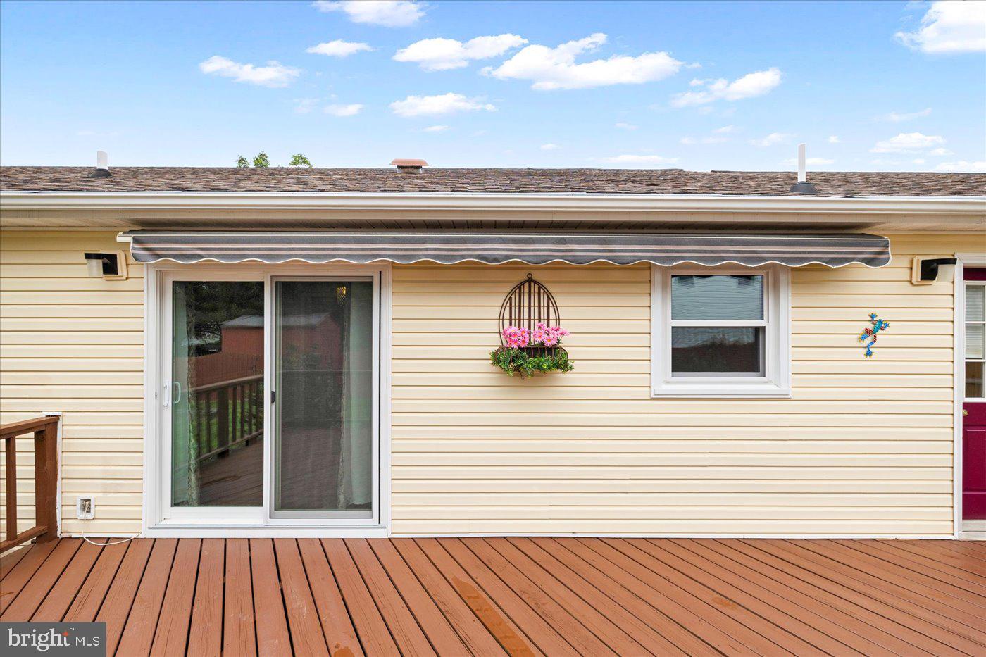 500 MAPLE GROVE DR, FREDERICKSBURG, Virginia 22407, 3 Bedrooms Bedrooms, ,2 BathroomsBathrooms,Residential,For sale,500 MAPLE GROVE DR,VASP2034490 MLS # VASP2034490