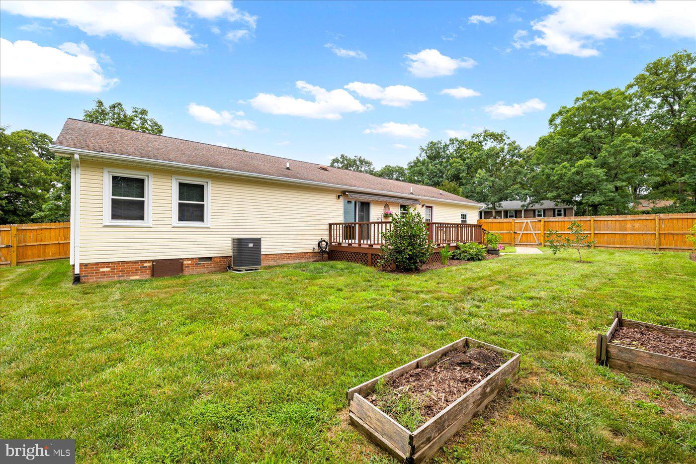 500 MAPLE GROVE DR, FREDERICKSBURG, Virginia 22407, 3 Bedrooms Bedrooms, ,2 BathroomsBathrooms,Residential,For sale,500 MAPLE GROVE DR,VASP2034490 MLS # VASP2034490