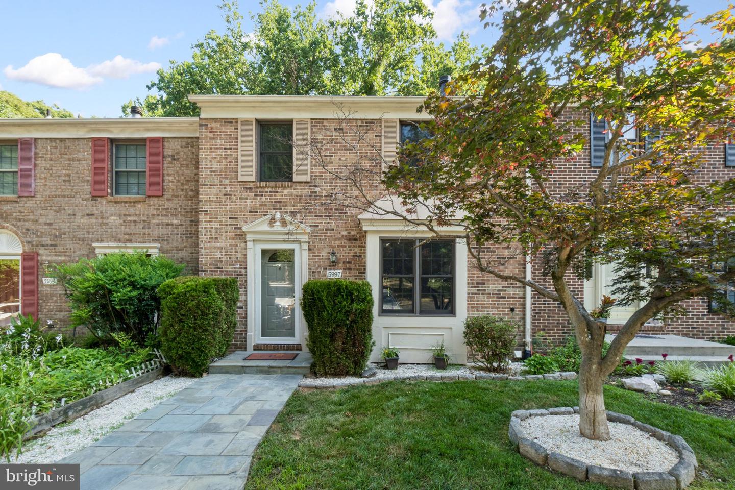 5997 CLERKENWELL CT, BURKE, Virginia 22015, 3 Bedrooms Bedrooms, ,2 BathroomsBathrooms,Residential,For sale,5997 CLERKENWELL CT,VAFX2253648 MLS # VAFX2253648