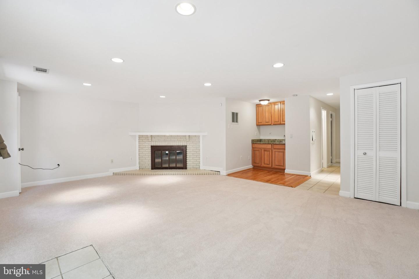 5997 CLERKENWELL CT, BURKE, Virginia 22015, 3 Bedrooms Bedrooms, ,2 BathroomsBathrooms,Residential,For sale,5997 CLERKENWELL CT,VAFX2253648 MLS # VAFX2253648