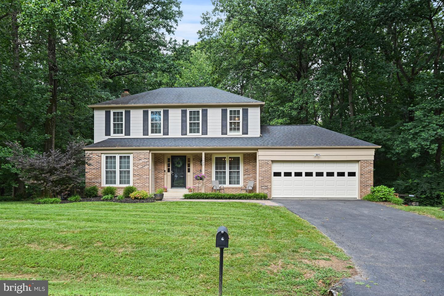 1092 LORAN CT, GREAT FALLS, Virginia 22066, 4 Bedrooms Bedrooms, ,2 BathroomsBathrooms,Residential,For sale,1092 LORAN CT,VAFX2253650 MLS # VAFX2253650