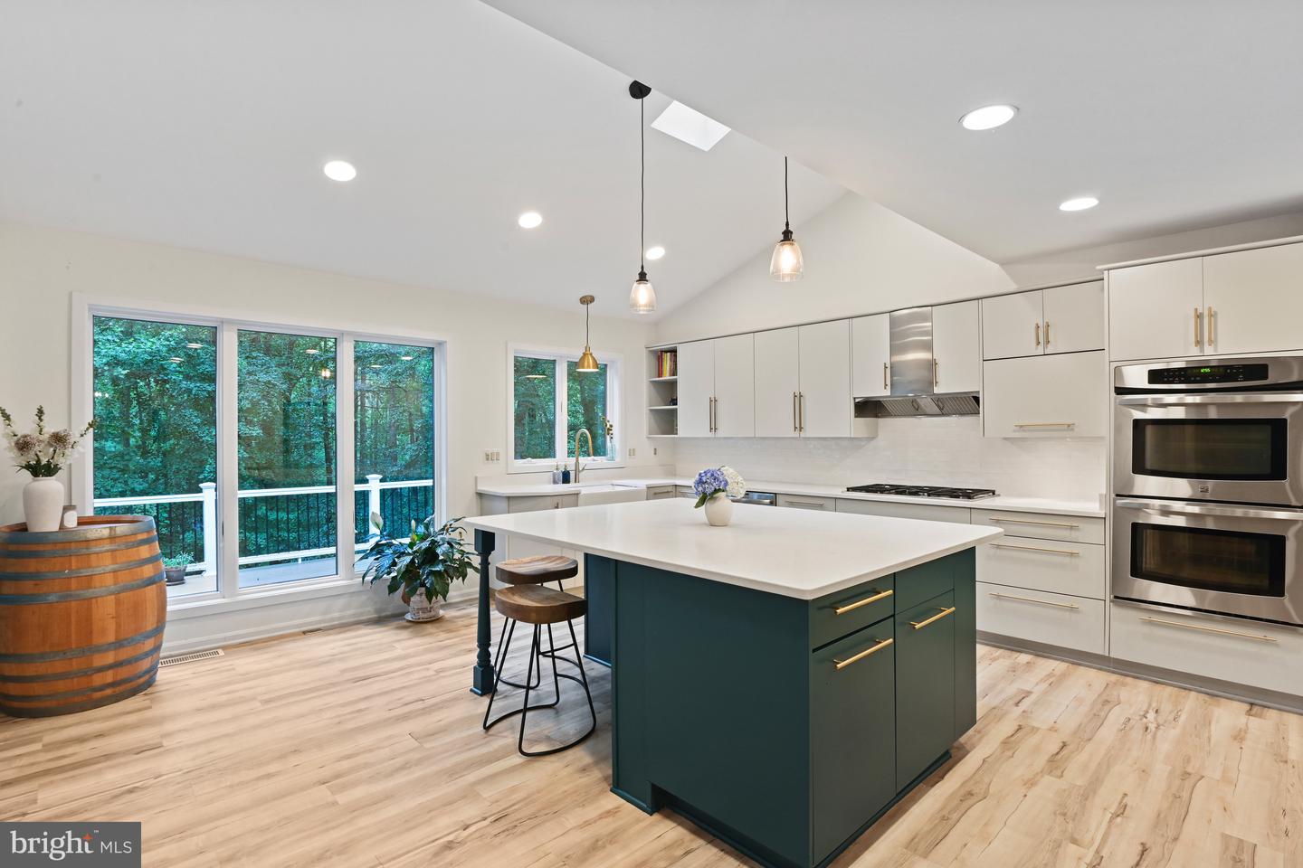 1092 LORAN CT, GREAT FALLS, Virginia 22066, 4 Bedrooms Bedrooms, ,2 BathroomsBathrooms,Residential,For sale,1092 LORAN CT,VAFX2253650 MLS # VAFX2253650