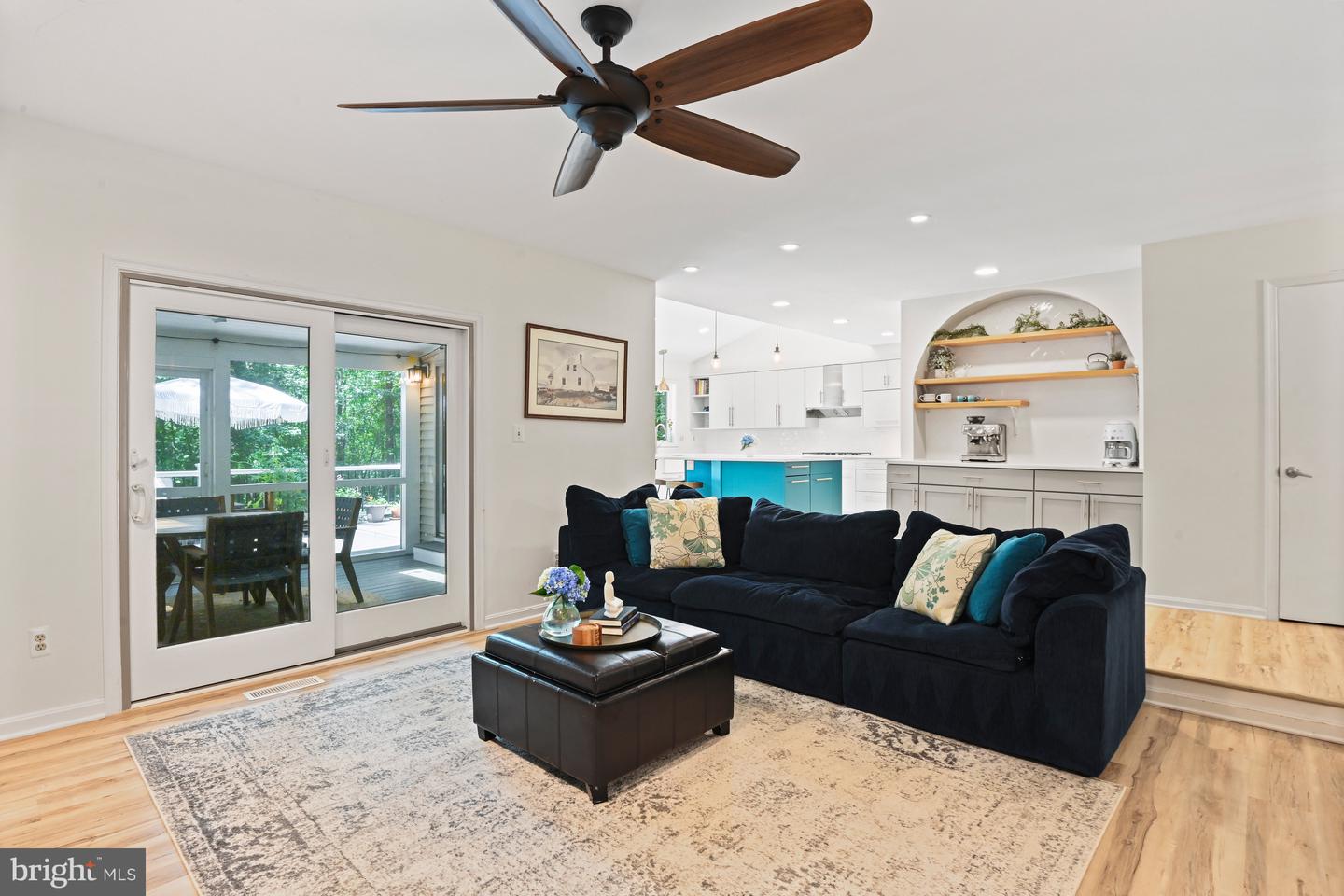 1092 LORAN CT, GREAT FALLS, Virginia 22066, 4 Bedrooms Bedrooms, ,2 BathroomsBathrooms,Residential,For sale,1092 LORAN CT,VAFX2253650 MLS # VAFX2253650