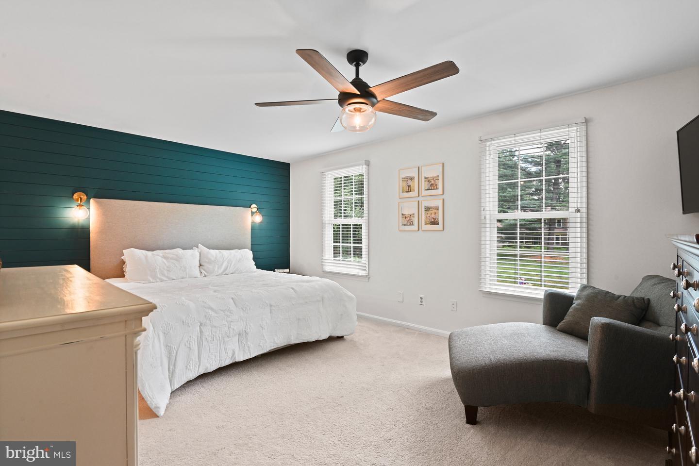 1092 LORAN CT, GREAT FALLS, Virginia 22066, 4 Bedrooms Bedrooms, ,2 BathroomsBathrooms,Residential,For sale,1092 LORAN CT,VAFX2253650 MLS # VAFX2253650