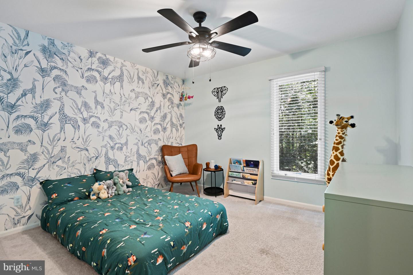 1092 LORAN CT, GREAT FALLS, Virginia 22066, 4 Bedrooms Bedrooms, ,2 BathroomsBathrooms,Residential,For sale,1092 LORAN CT,VAFX2253650 MLS # VAFX2253650