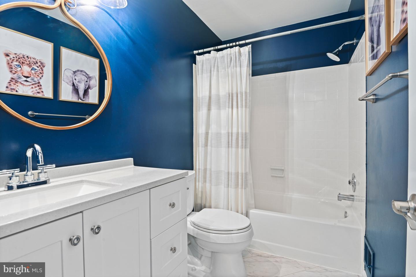 1092 LORAN CT, GREAT FALLS, Virginia 22066, 4 Bedrooms Bedrooms, ,2 BathroomsBathrooms,Residential,For sale,1092 LORAN CT,VAFX2253650 MLS # VAFX2253650