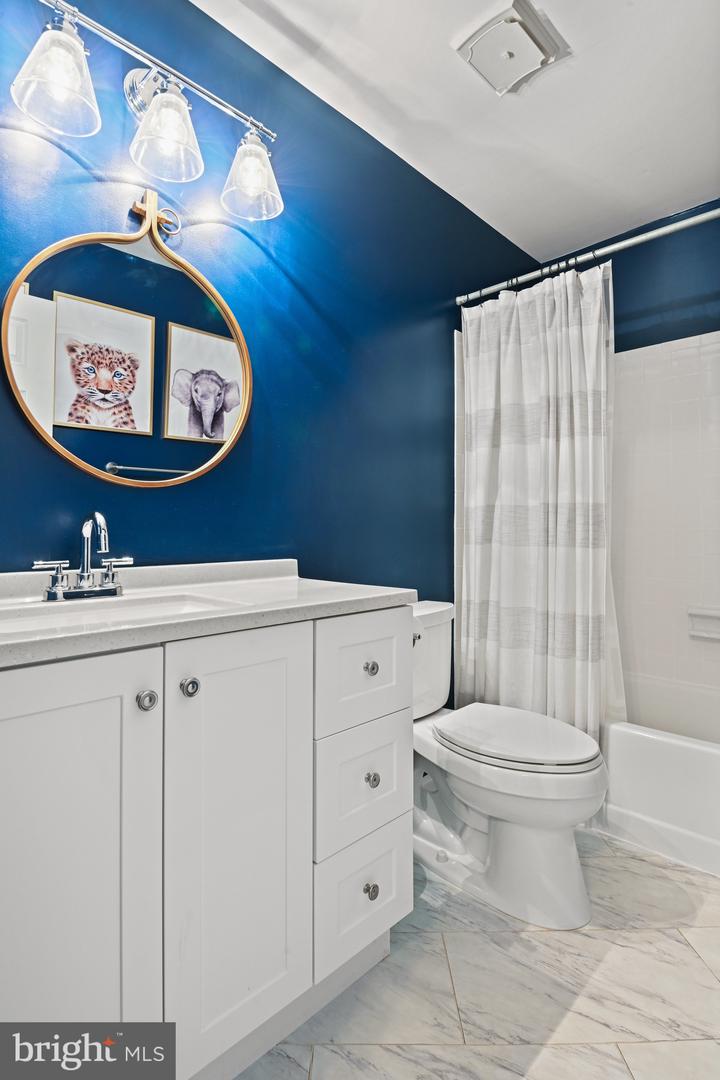 1092 LORAN CT, GREAT FALLS, Virginia 22066, 4 Bedrooms Bedrooms, ,2 BathroomsBathrooms,Residential,For sale,1092 LORAN CT,VAFX2253650 MLS # VAFX2253650