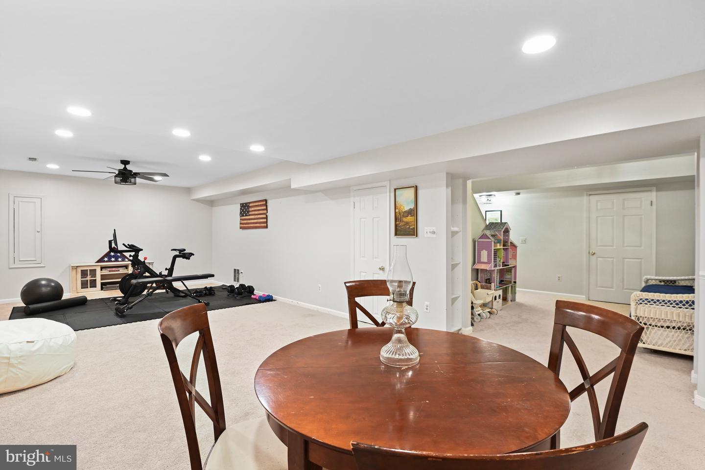 1092 LORAN CT, GREAT FALLS, Virginia 22066, 4 Bedrooms Bedrooms, ,2 BathroomsBathrooms,Residential,For sale,1092 LORAN CT,VAFX2253650 MLS # VAFX2253650