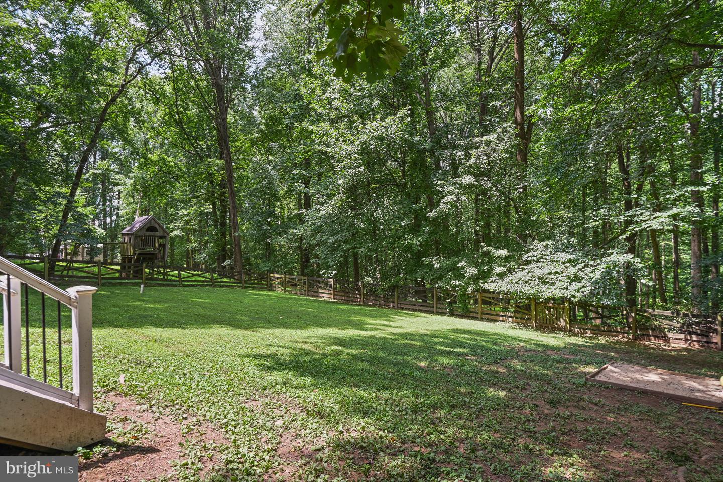 1092 LORAN CT, GREAT FALLS, Virginia 22066, 4 Bedrooms Bedrooms, ,2 BathroomsBathrooms,Residential,For sale,1092 LORAN CT,VAFX2253650 MLS # VAFX2253650