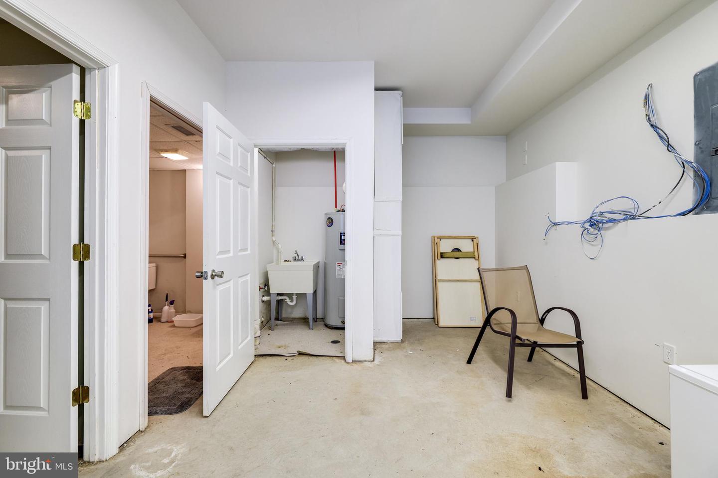 107 VIRGINIA AVE, SHENANDOAH, Virginia 22849, 2 Bedrooms Bedrooms, ,2 BathroomsBathrooms,Residential,For sale,107 VIRGINIA AVE,VAPA2005112 MLS # VAPA2005112