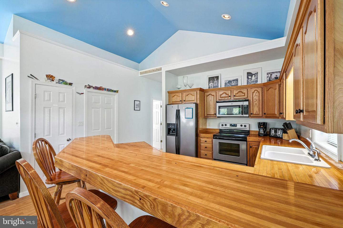 107 VIRGINIA AVE, SHENANDOAH, Virginia 22849, 2 Bedrooms Bedrooms, ,2 BathroomsBathrooms,Residential,For sale,107 VIRGINIA AVE,VAPA2005112 MLS # VAPA2005112