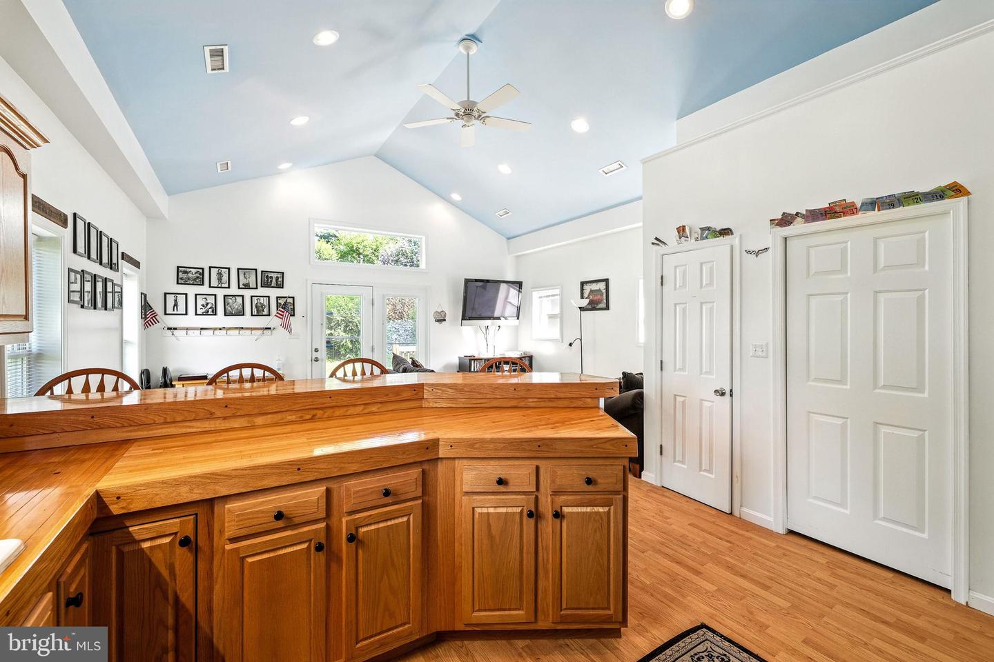 107 VIRGINIA AVE, SHENANDOAH, Virginia 22849, 2 Bedrooms Bedrooms, ,2 BathroomsBathrooms,Residential,For sale,107 VIRGINIA AVE,VAPA2005112 MLS # VAPA2005112