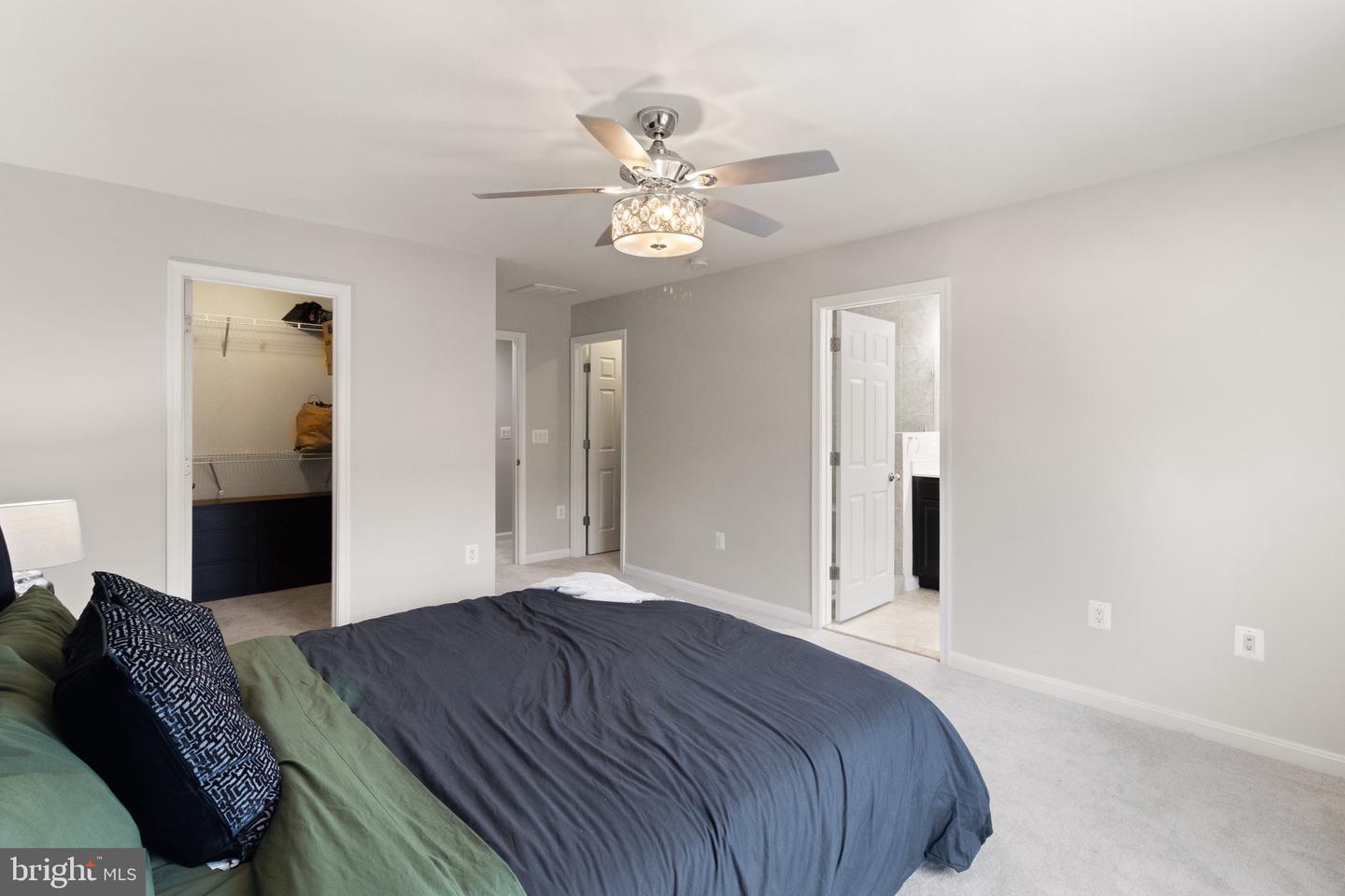 16013 HAYGRATH PL, GAINESVILLE, Virginia 20155, 4 Bedrooms Bedrooms, ,3 BathroomsBathrooms,Residential,For sale,16013 HAYGRATH PL,VAPW2098646 MLS # VAPW2098646