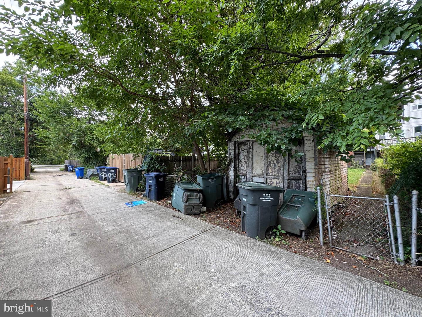909 JACKSON ST NE, WASHINGTON, District Of Columbia 20017, 3 Bedrooms Bedrooms, ,1 BathroomBathrooms,Residential,For sale,909 JACKSON ST NE,DCDC2209204 MLS # DCDC2209204